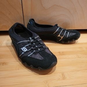 Skechers Sassies Heirloom Black/Silver Sneaker shoes 21224 Women's US6